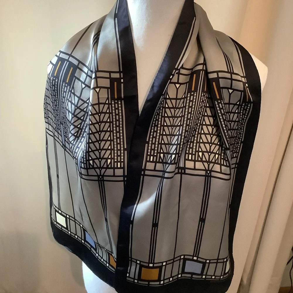 Vintage Frank Lloyd Wright Silk Scarf for Fine Arts Museum of San Francisco
